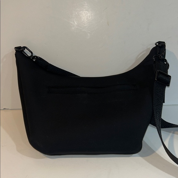 Thacker Salinas Sling Bag - Picture 9 of 15